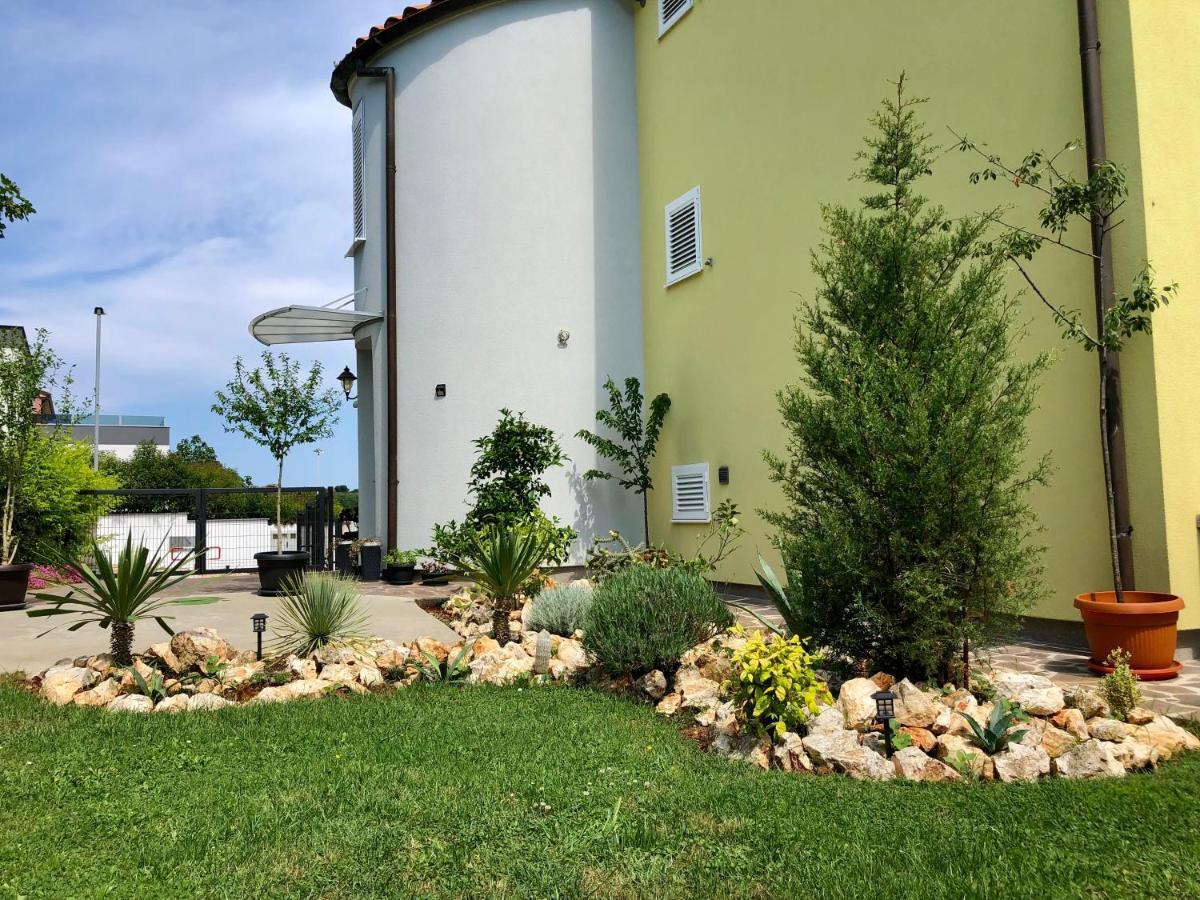 Goldfinch Estate Banjole Exterior foto